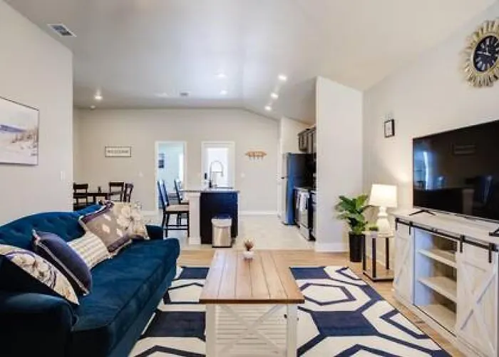 Milano Lodge - Cozy Retreat